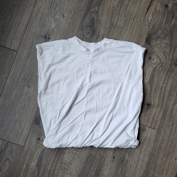 CALIA by Carrie Underwood Everyday Twist Cropped Tee White {XS} - Picture 1 of 6